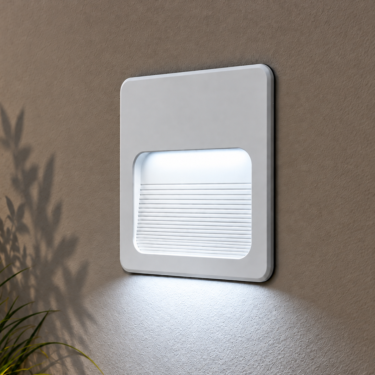 Balizador Led Guia 4x4 2w 6500k Branco Frio Bivolt Ip65 Branco Fosco Alut - ALUT
