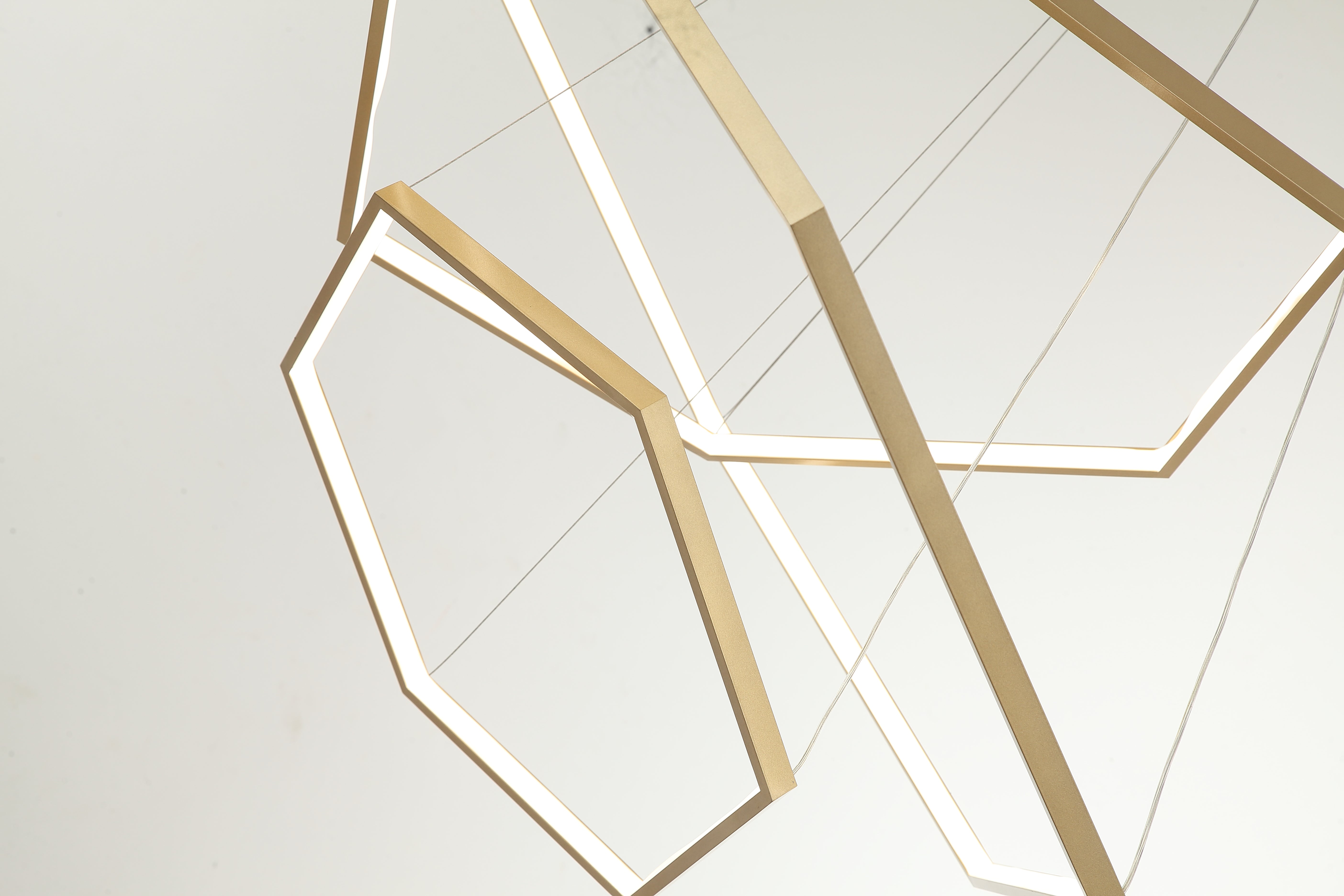 Luminária Pendente Led Nivus 80W Seleção de Temperatura Quente/Neutro/Frio Dourado Alut